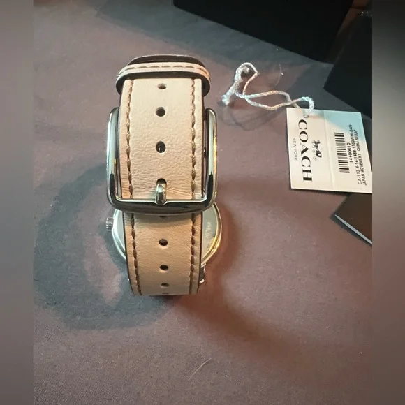 Coach Snoopy Dial Watch with Beige Strap - Picture 4 of 7